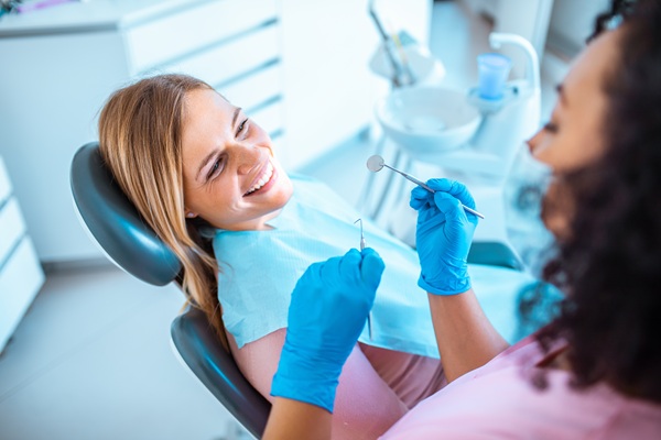 A Beginner’s Guide To Professional Teeth Whitening At Home Treatment